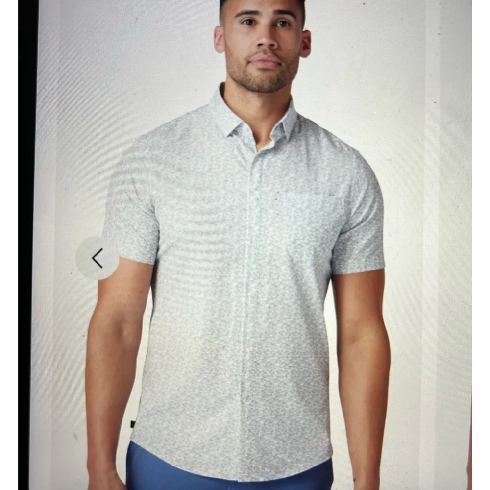 Mizzen+Main Blue and White Striped Casual Button Down Shirt - Picture 3 of 14